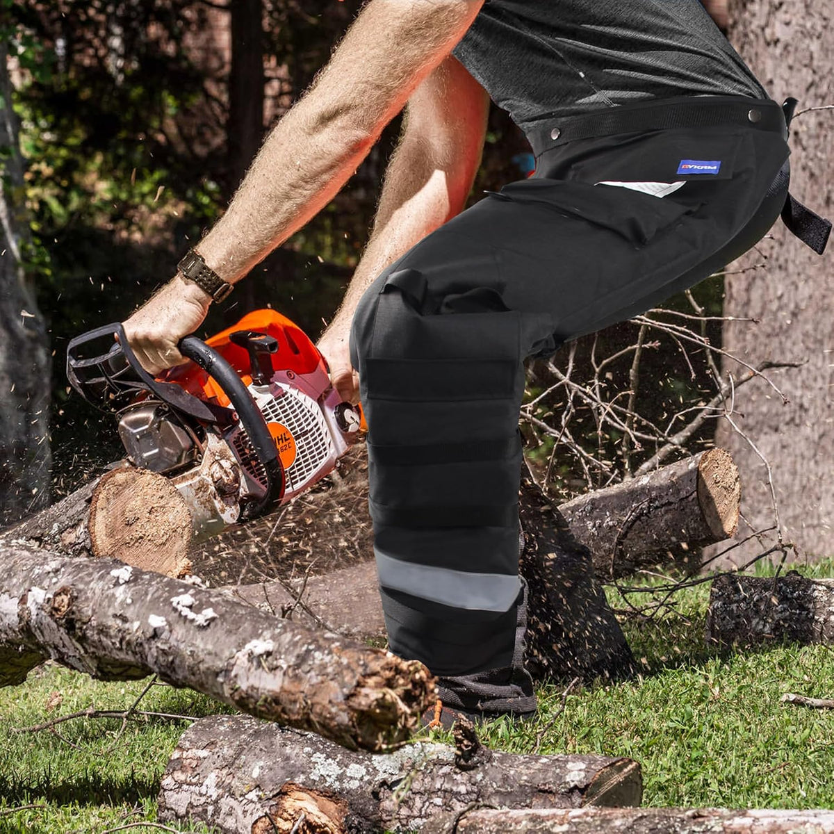 AYKRM Chainsaw Chaps 8-layer Protective Apron Wrap Adjustable orange Chainsaw Pants/Chap for Loggers Forest Workers